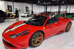 FERRARI 458 458 Speciale Aperta "ROSSO CORSA LIV