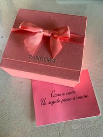 Anello e orecchini pandora