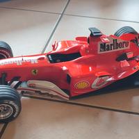 Ferrari F2004 modello fatto a mano
