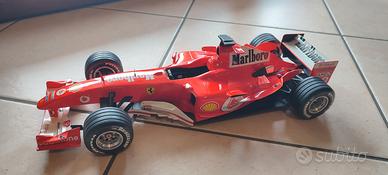 Ferrari F2004 modello fatto a mano