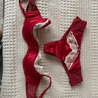 Completo intimissimi rosso reggiseno + brasiliana