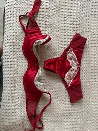 Completo intimissimi rosso reggiseno + brasiliana