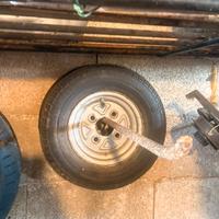 Ruote carrello mai usate nuovissime prezzo poco tr