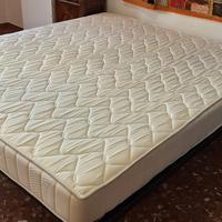 Materasso e rete matrimoniale 