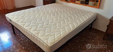 Materasso e rete matrimoniale 