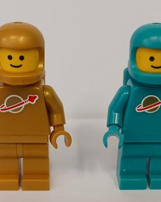 Lego minifigures classic space