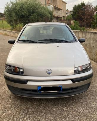 Fiat punto 1.9 85CV con gancio traino + carrello