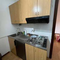 Cucina con lavello e fornelli, larga 160 cm