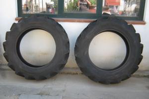 trattore 2 gomme GOOD YEAR nuove