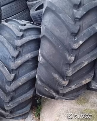 Coppia di gomme pneumatici usate 540 65 28