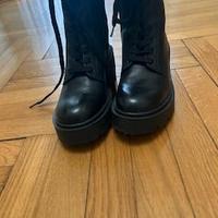 Anfibi neri n.36 – nuovi, mai usati