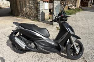Piaggio Beverly 350 ST MY 2015