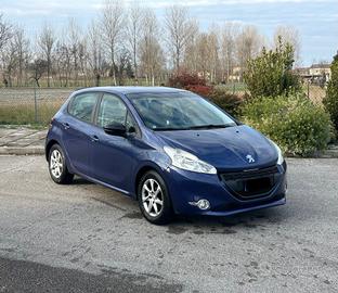 Peugeot 208 1.2 82cv 2014