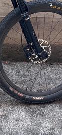 Syncros Silverton 1.0 - Maxxis aspen 2,4 120 tpi