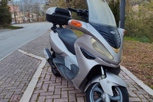 Malaguti Madison 250