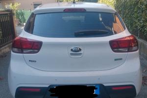 Kia Rio gpl 1200cc