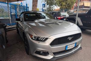 i Ford mustang cabrio 2.3 ecoboost 
