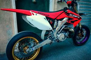 HONDA CR 250 R SUPERMOTARD Pista