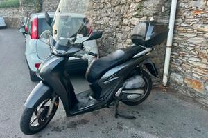 Honda SH150i 2021 35.000 km grigio metallizzato