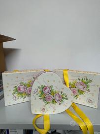 Tris scatole decorate cartone