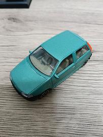Fiat punto 1/43 Burago