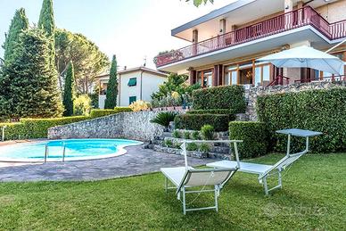 MIA HOUSE GARDEN - Macerata, villa con piscina