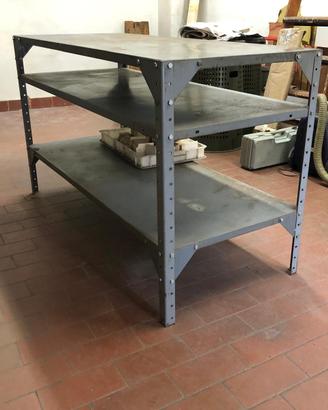 Banco da lavoro in ferro
