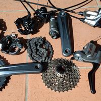 Gruppo Completo Shimano Alivio 9v