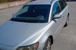 Volvo v 50 anno 2006 km 295000