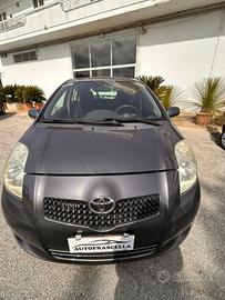 Toyota Yaris 1.3 5 porte Sol