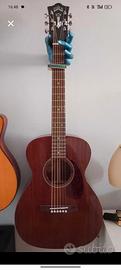 chitarra acustica Guild M120