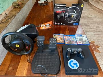 Playstation 4 con simulatore di guida thrustmaster
