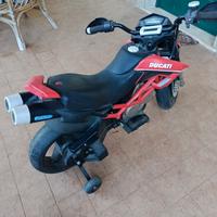 ducati peg Perego 