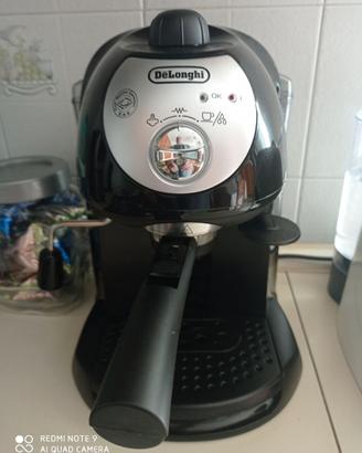 MACCHINA DA CAFFE' DELONGHI NUOVA