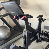 Technogym Bike Professionale con Schermo Touch