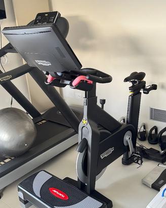 Technogym Bike Professionale con Schermo Touch