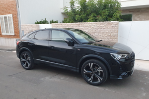 Audi q3 sportback 35tdi identity black