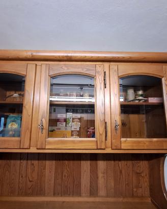 vetrina ,credenza in legno massello noce.