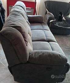 Divano elettrico 3 posti, 2 reclinabili