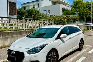 HYUNDAI i40 station wagon 1.7 CRDi 141 CV Business