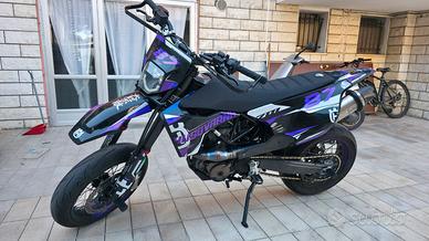 HUSQVARNA 701 SM - 2020 DEPO A LIBRETTO 