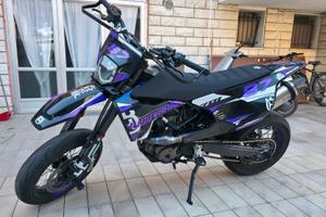 HUSQVARNA 701 SM - 2020 DEPO A LIBRETTO 