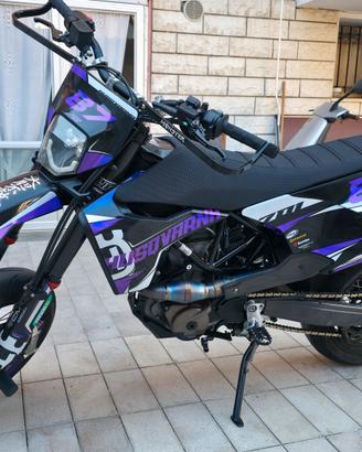 HUSQVARNA 701 SM - 2020 DEPO A LIBRETTO 