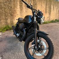 Moto Guzzi V7 Stone 850 (2022)