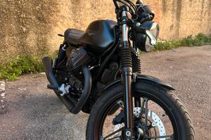 Moto Guzzi V7 Stone 850 (2022)
