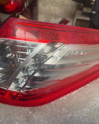 FARO POSTERIORE DESTRO PEUGEOT 508 SW ANNO:2013