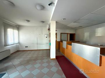 UFFICIO A SELVAZZANO DENTRO