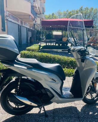 HONDA SH 150 TUTTO INCLUSO ANCHE PASSAGGIO! MINI