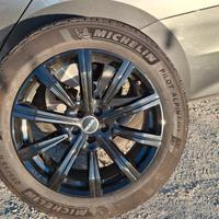 cerchi lega r19 con gomme termiche