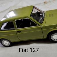 Automodello da collezione Fiat 127 1/24